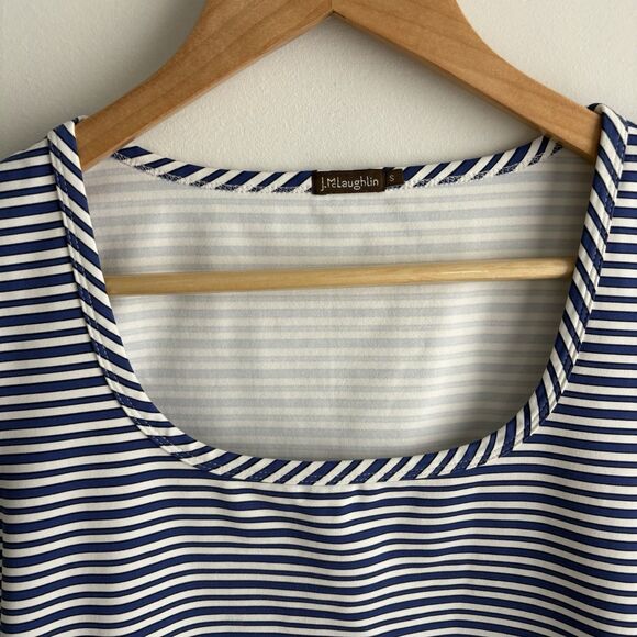 J McLaughlin Small Top Blue White Striped Nylon Blouse Cap Sleeve Summer Top - Picture 4 of 8